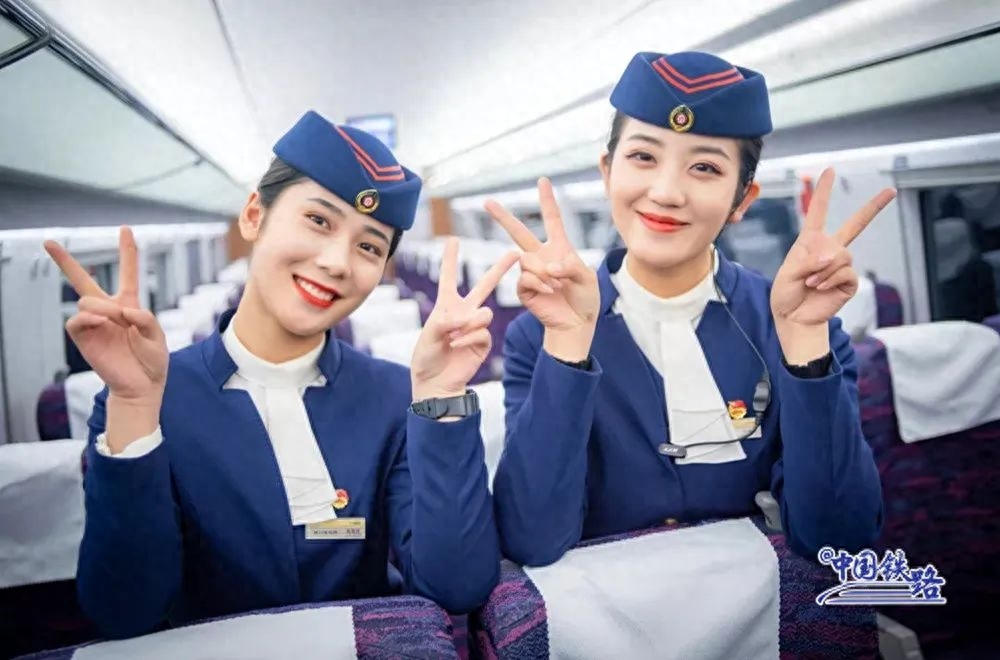 空姐怎么报考，需要哪些条件