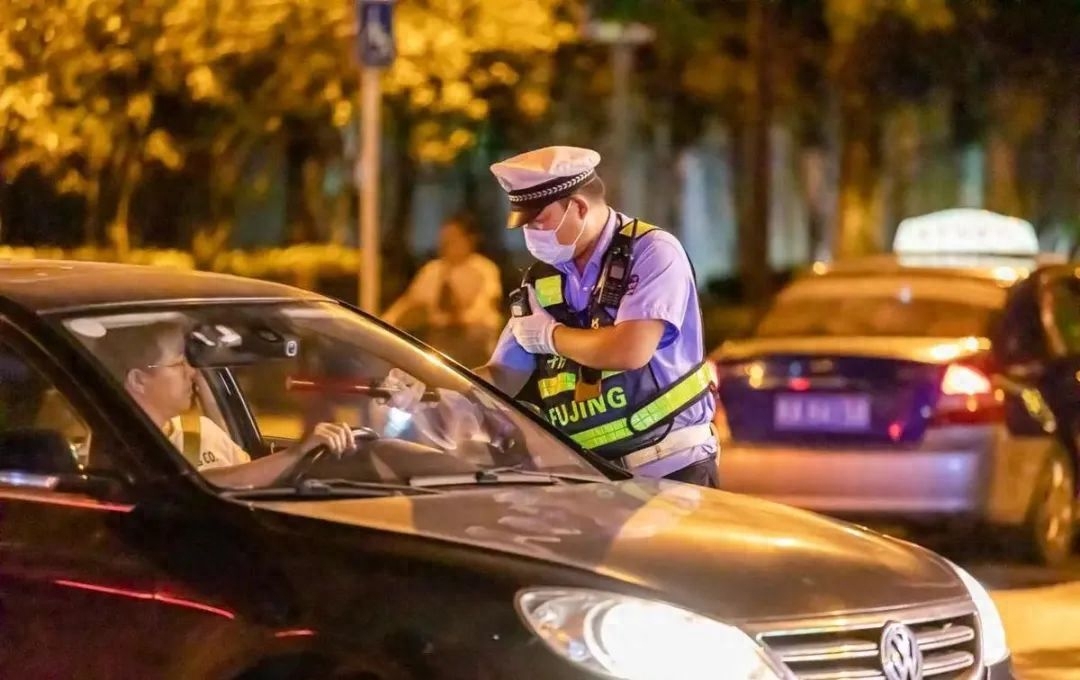 交警查车为什么不是每辆车都查，你了解吗