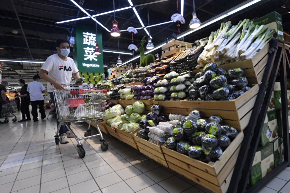 为什么蔬菜里有蓝色的颗粒，蔬菜里面蓝色粒是什么