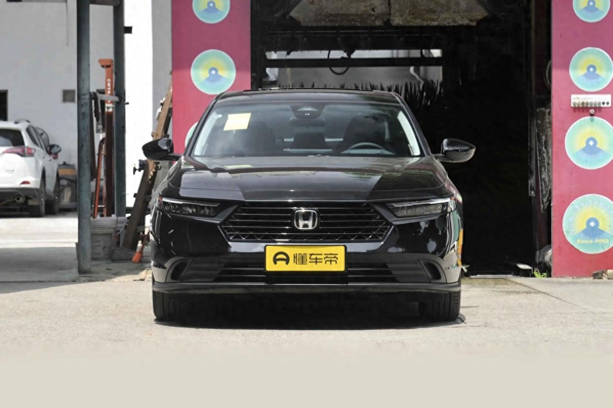 国产新能源VS合资燃油车，你怎么选择