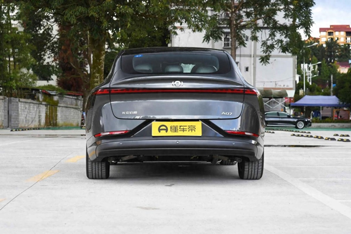 国产新能源VS合资燃油车，你怎么选择
