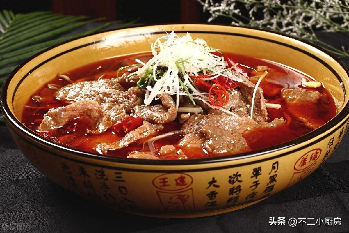 水煮肉片怎么做好吃，水煮肉片的做法教程