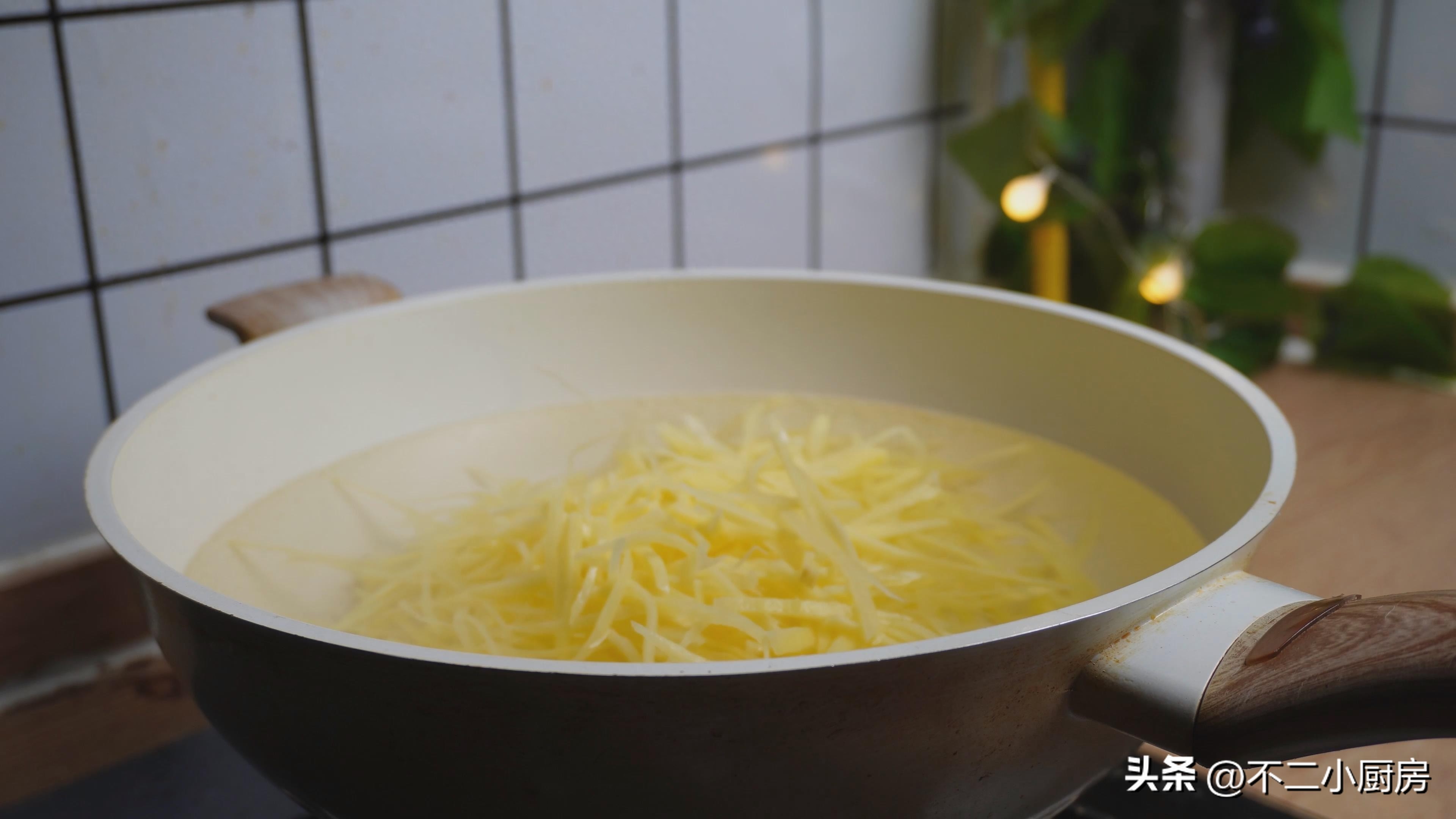 凉拌土豆丝怎么做，凉拌土豆丝的做法步骤