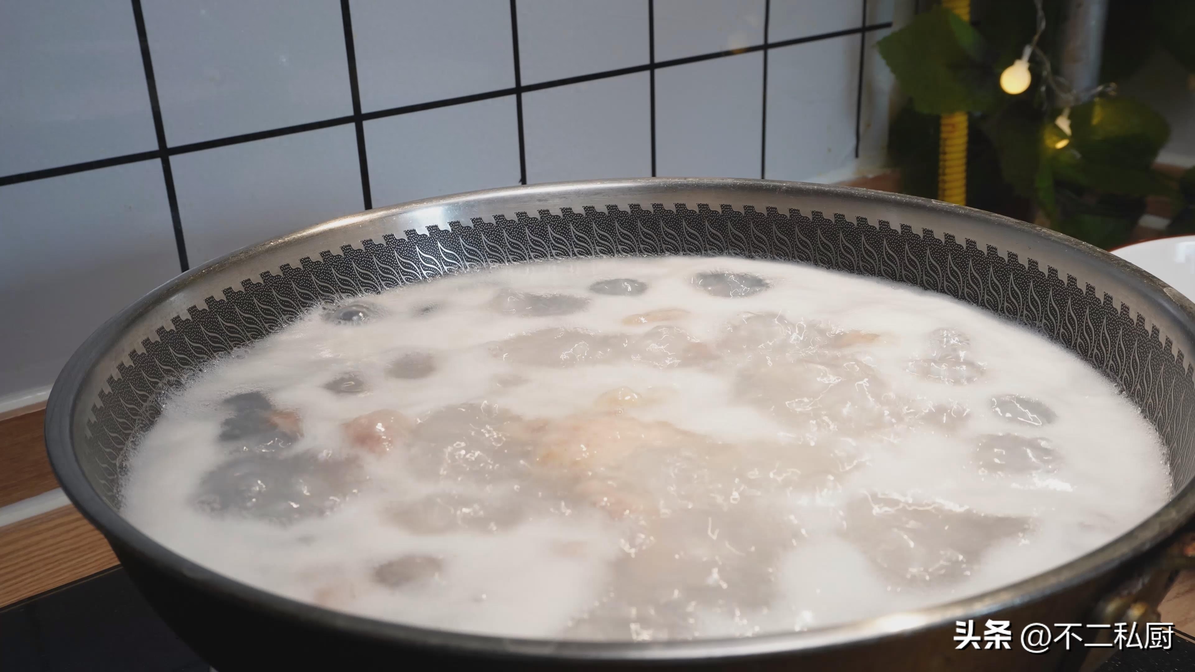 猪肉怎么做才嫩，猪肉的做法教程