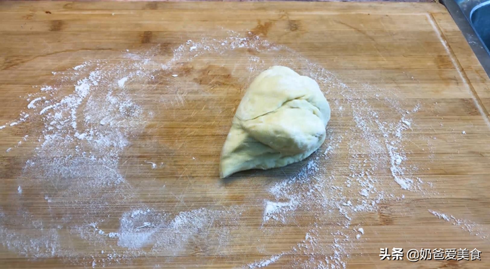 小麻花怎么制作，小麻花的做法步骤