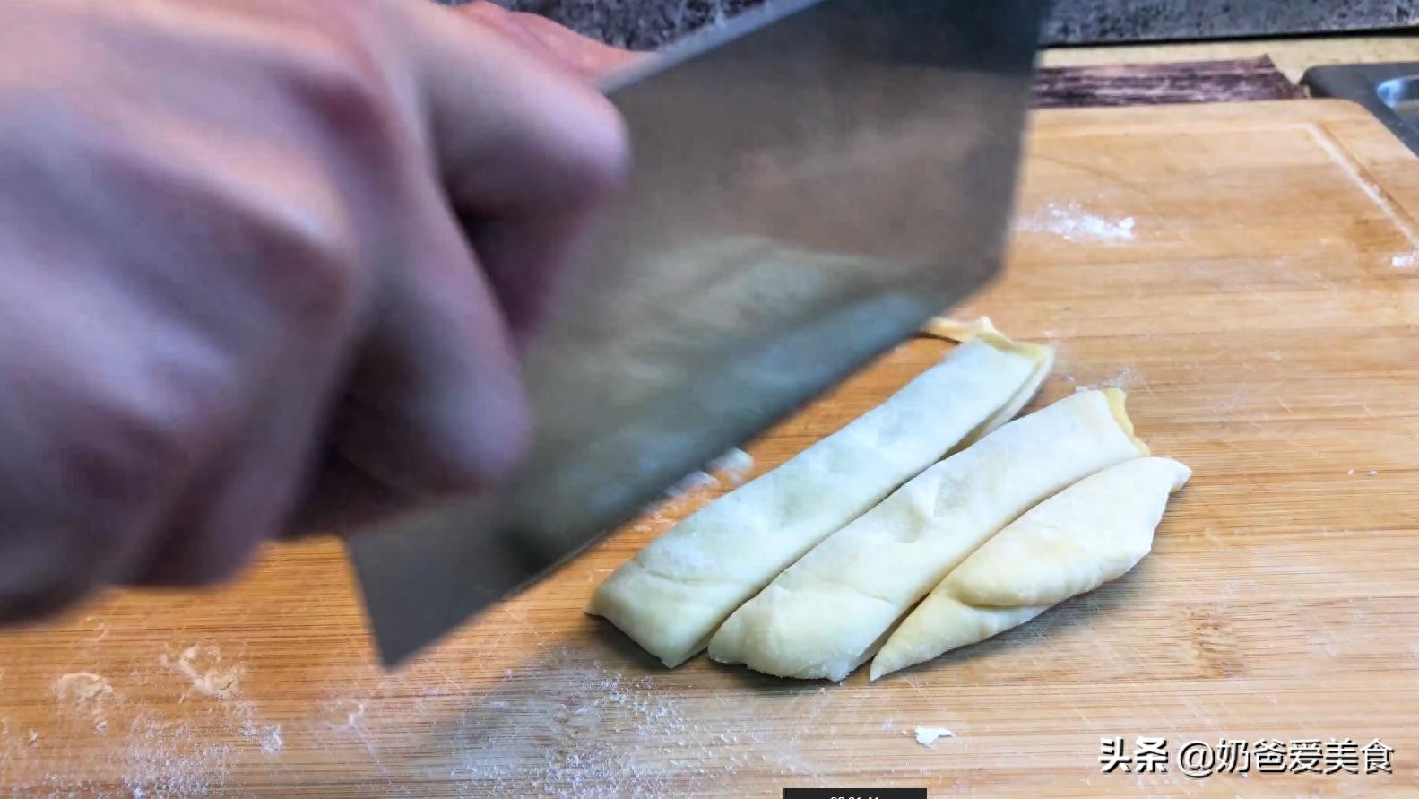 小麻花怎么制作，小麻花的做法步骤