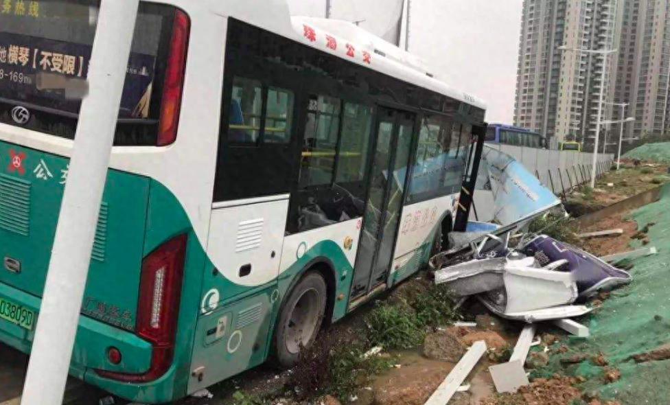 地铁这么深为什么没有水，地铁修建前的规划设计