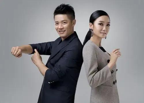 凤凰传奇叫什么名字，凤凰传奇个人简历