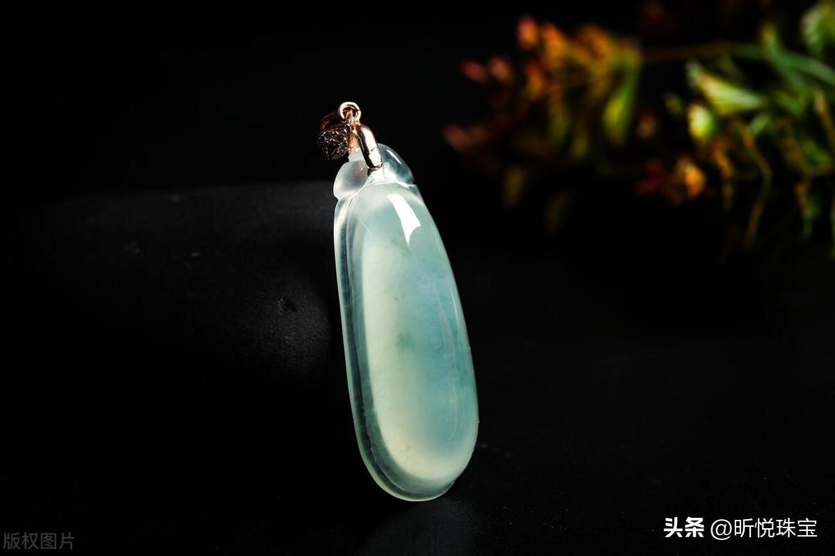 什么是翡翠的棉？棉对翡翠种水的影响有哪些？