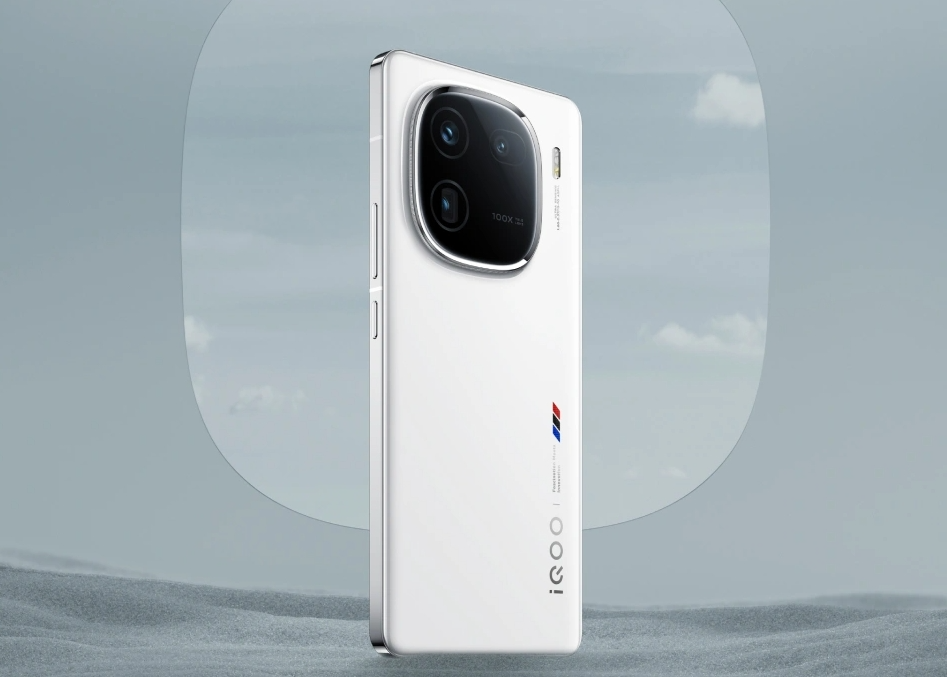 iQOO12和小米14选择哪一款好？iQOO12和小米14有啥区别？