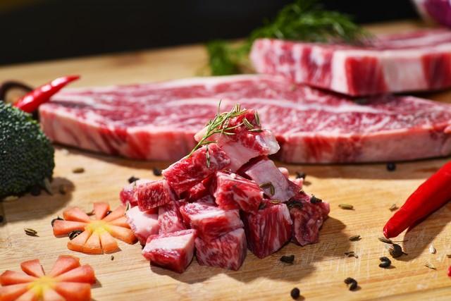 一头牛出多少斤肉？一头牛出多少斤肉怎样计算？
