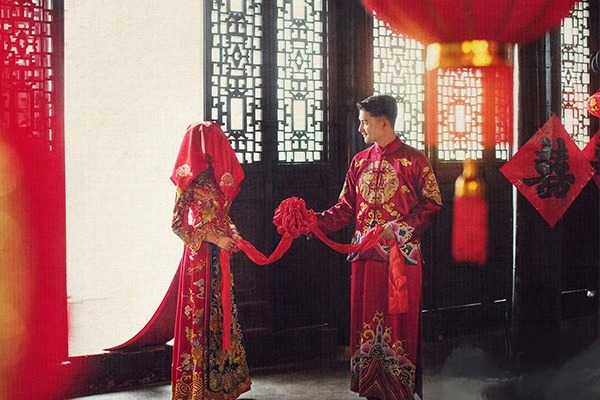 结婚出门和入门时间有讲究吗？结婚进门时间晚了会怎样？