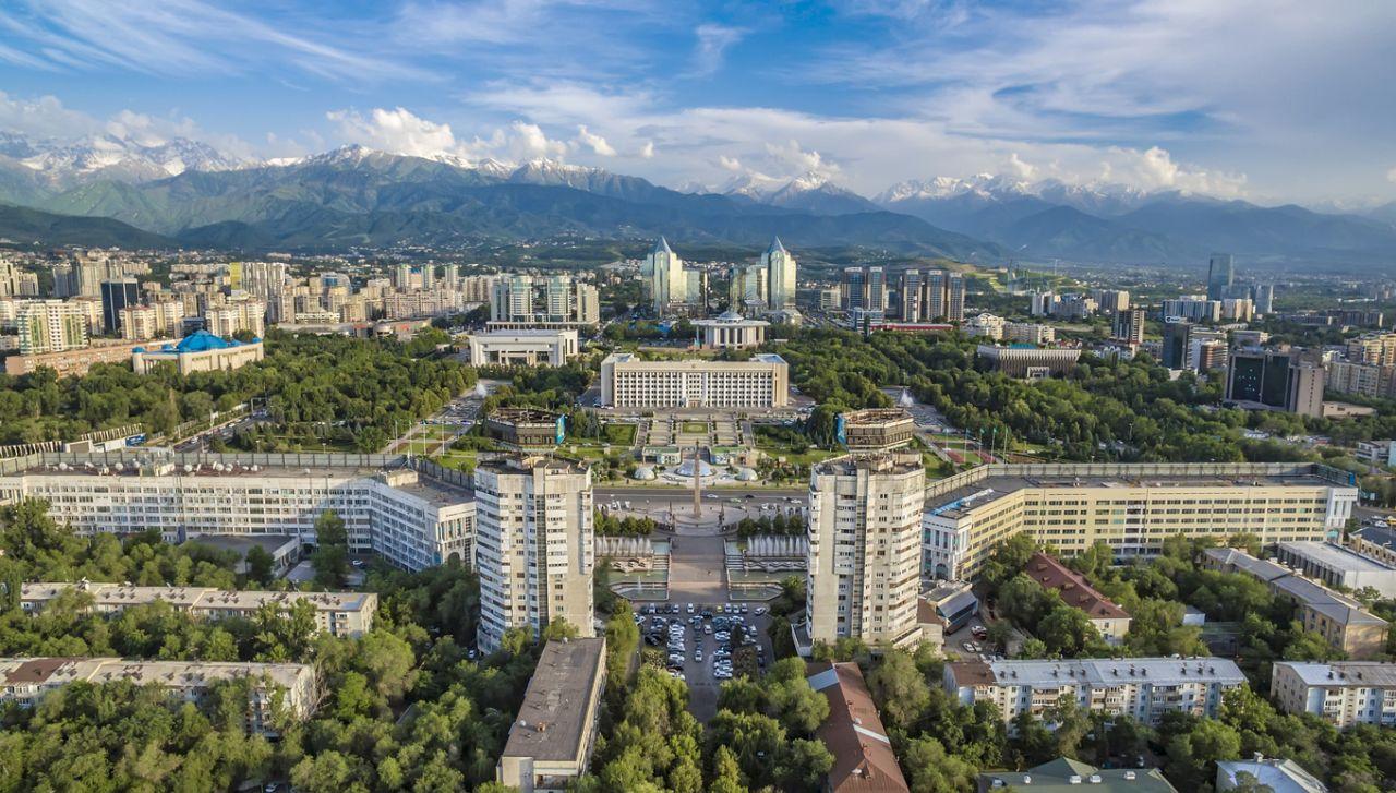 哈萨克斯坦是一个怎样的国家？分布布局如何